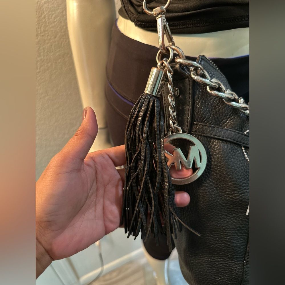 Michael Kors Black Ruched Top and Chain Strap Bag - Picture 5 of 11